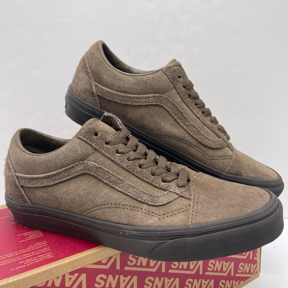 Vans WMNS Taupe Suede Sneakers Old Skool
Suede Mix Teak
VNOA2Z422PR - Picture 9 of 16